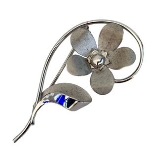 Sterling Silver Bond Boyd Flower Brooch Pin